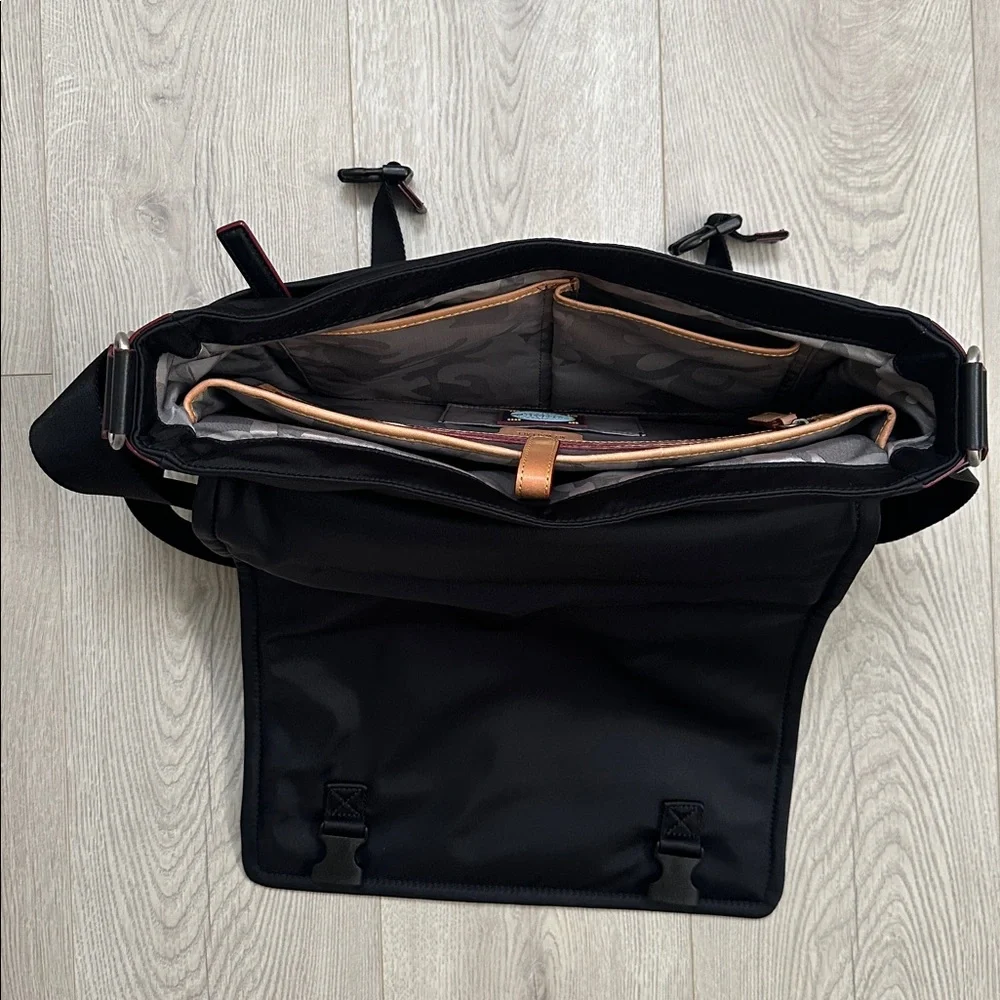 🖤 NEW MZ WALLACE Bleecker Messenger bag black crossbody bag straps nylon unisex